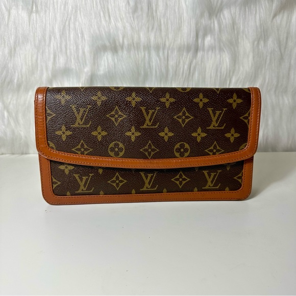 S⭕️LD. Authentic LV Dame Pochette 26 - Picture 1 of 11